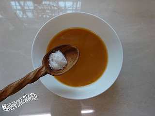 彩椒<a href=/shicai/guopin/YaoGuo/index.html target=_blank><u>腰果</u></a>鸡丁