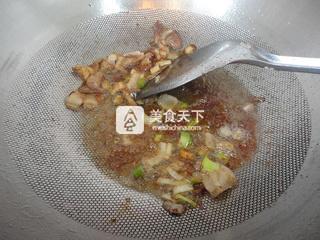 <a href=/shicai/shucai/MuEr/index.html target=_blank><u>木耳</u></a>炒<a href=/shicai/shucai/BaiCai/index.html target=_blank><u>白菜</u></a><a href=/shicai/shucai/TuDou/index.html target=_blank><u>土豆</u></a>干