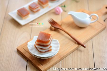 红<a href=/shicai/guopin/Zao/index.html target=_blank><u>枣</u></a>养颜千层糕的做法