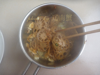 干煸<a href=/shicai/shucai/LianOu/index.html target=_blank><u>莲<a href=/shicai/shucai/Ou/index.html target=_blank><u>藕</u></a></u></a>