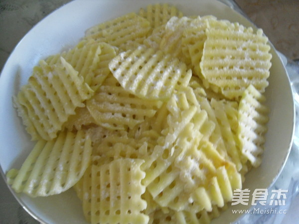 酥脆薯片的做法