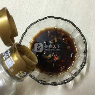 凉拌<a href=/shicai/shucai/XingBaoGu/index.html target=_blank><u><a href=/shicai/guopin/Xing/index.html target=_blank><u>杏</u></a>鲍菇</u></a>