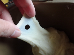 <a href=/shicai/guopin/YouZi/index.html target=_blank><u>柚子</u></a>小球<a href=/shicai/mimian/MianBao/index.html target=_blank><u>面包</u></a>步骤