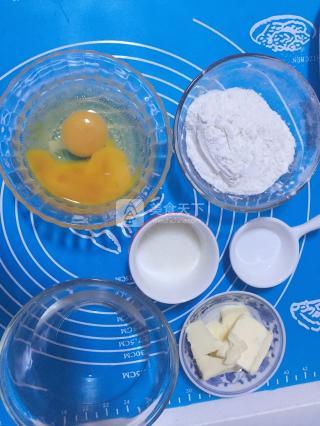 <a href=/shicai/guopin/BoLuo/index.html target=_blank><u>菠萝</u></a>酥皮泡芙