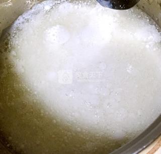 烫面<a href=zt/qifengdg target=_blank><u>戚风蛋糕</u></a>