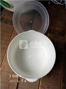 自制原味<a href=/shicai/mimian/SuanNai/index.html target=_blank><u>酸奶</u></a>