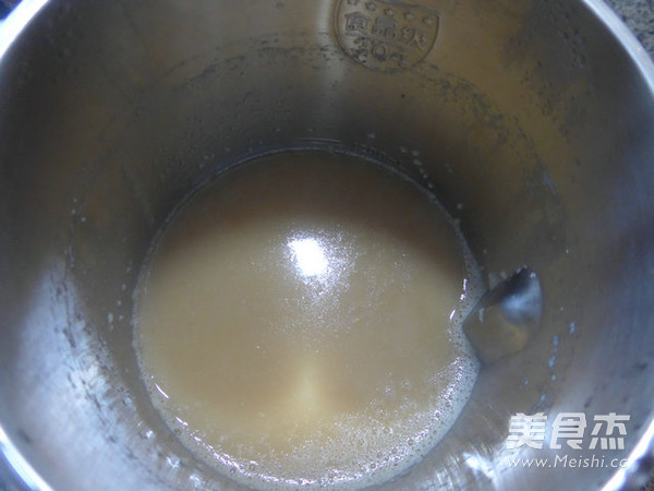 <a href=/shicai/shucai/ShanYao/index.html target=_blank><u>山药</u></a><a href=/shicai/guopin/GuiYuan/index.html target=_blank><u>桂圆</u></a>米糊的做法