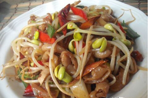 <a href=/shicai/shucai/HuangDouYa/index.html target=_blank><u><a href=/shicai/mimian/HuangDou/index.html target=_blank><u>黄豆</u></a>芽</u></a>炒<a href=/shicai/rouqin/DaChang/index.html target=_blank><u>大肠</u></a>怎么做？