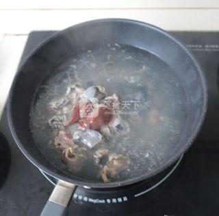 <a href=/shicai/shucai/ShanYao/index.html target=_blank><u>山药</u></a><a href=/shicai/rouqin/WuJi/index.html target=_blank><u>乌鸡</u></a>汤