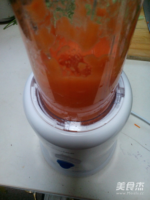 <a href=/shicai/shucai/YangCong/index.html target=_blank><u>洋葱</u></a>馅饺子的做法