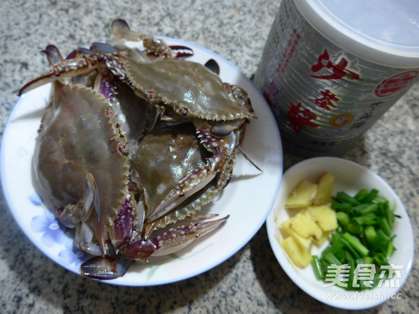 沙茶酱炒<a href=/shicai/shuichanpin/PangXie/index.html target=_blank><u>螃蟹</u></a>的做法