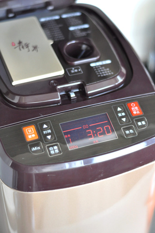 <a href=/shicai/guopin/ManYueMei/index.html target=_blank><u>蔓越莓</u></a><a href=/shicai/mimian/MianBao/index.html target=_blank><u>面包</u></a>