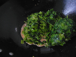 温煮<a href=/shicai/shucai/BoCai/index.html target=_blank><u>菠菜</u></a>沙拉