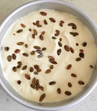 提子<a href=zt/qifengdg target=_blank><u>戚风蛋糕</u></a>