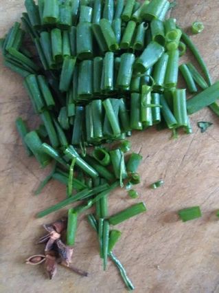 <a href=/shicai/shucai/BoCai/index.html target=_blank><u>菠菜</u></a>羊汤炖<a href=/shicai/mimian/DouFu/index.html target=_blank><u>豆腐</u></a>