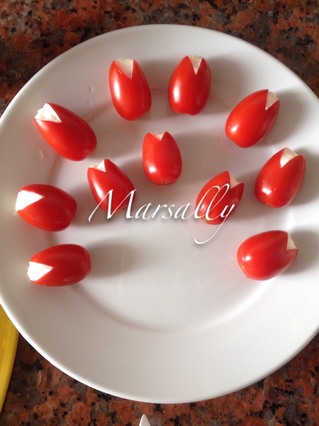 <a href=/shicai/guopin/ShengNvGuo/index.html target=_blank><u>圣女果</u></a>郁金香