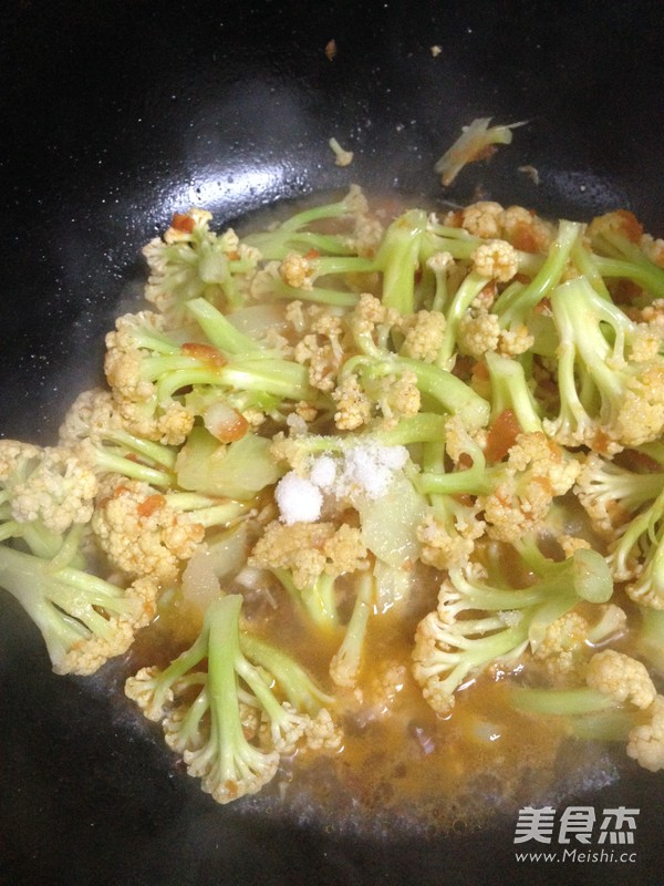 茄汁<a href=/shicai/shucai/HuaCai/index.html target=_blank><u>花菜</u></a>的做法