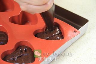 <a href=/shicai/mimian/QiaoKeLi/index.html target=_blank><u>巧克力</u></a>熔岩蛋糕