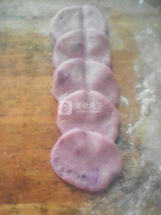 <a href=/shicai/shucai/ZiShu/index.html target=_blank><u>紫薯</u></a>玫瑰饼干