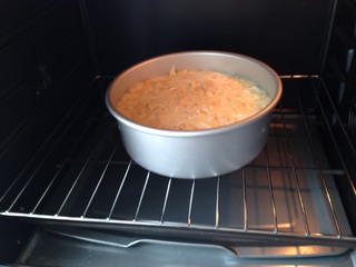 <a href=/shicai/guopin/XingRen/index.html target=_blank><u><a href=/shicai/guopin/Xing/index.html target=_blank><u>杏</u></a>仁</u></a><a href=/shicai/diaoweipin/FengMi/index.html target=_blank><u>蜂蜜</u></a><a href=zt/qifengdg target=_blank><u>戚风蛋糕</u></a>