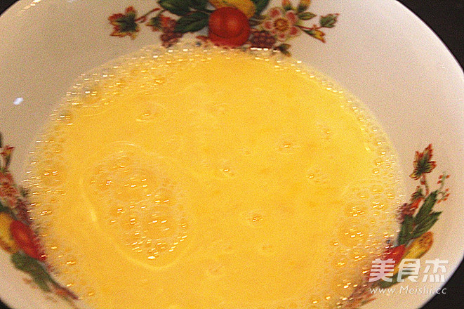 <a href=/shicai/shucai/MuEr/index.html target=_blank><u>木耳</u></a><a href=/shicai/rouqin/XiangChang/index.html target=_blank><u>香肠</u></a>炒<a href=/shicai/rouqin/JiDan/index.html target=_blank><u>鸡蛋</u></a>的做法