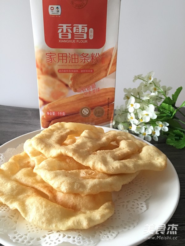 香雪面粉<a href=/shicai/mimian/YouTiao/index.html target=_blank><u>油条</u></a>油饼的做法