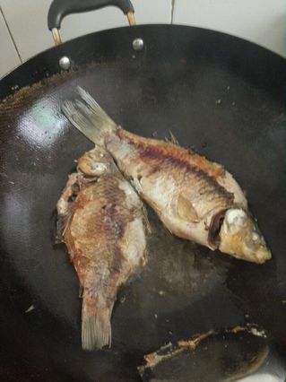 鲫<a href=/shicai/shuichanpin/YuDoufu/index.html target=_blank><u>鱼<a href=/shicai/mimian/DouFu/index.html target=_blank><u>豆腐</u></a></u></a>汤