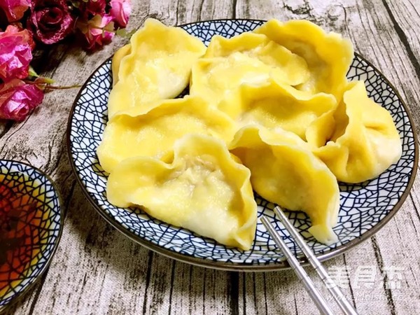 <a href=/shicai/shucai/YuanBaiCai/index.html target=_blank><u>圆<a href=/shicai/shucai/BaiCai/index.html target=_blank><u>白菜</u></a></u></a><a href=/shicai/rouqin/ZhuRou/index.html target=_blank><u>猪肉</u></a>水饺的做法