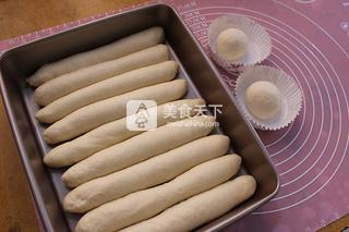 <a href=/shicai/mimian/NaiLao/index.html target=_blank><u>奶酪</u></a><a href=/shicai/rouqin/RouSong/index.html target=_blank><u>肉松</u></a>排包