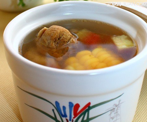 <a href=/shicai/guopin/XiGua/index.html target=_blank><u>西瓜</u></a>皮<a href=/shicai/mimian/YuMi/index.html target=_blank><u>玉米</u></a>老鸭汤怎么做