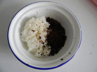 红糖<a href=/shicai/mimian/NuoMi/index.html target=_blank><u>糯米</u></a>馅餐包