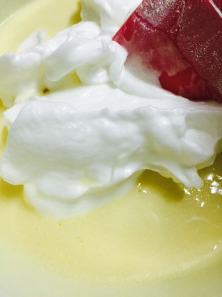 <a href=/shicai/mimian/SuanNai/index.html target=_blank><u>酸奶</u></a>蛋糕