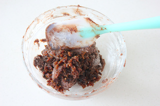 朗姆<a href=/shicai/guopin/PuTao/index.html target=_blank><u>葡萄</u></a>椰蓉饼干