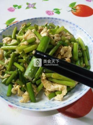 <a href=/shicai/rouqin/JiDan/index.html target=_blank><u>鸡蛋</u></a>炒熟蒜苔