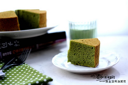 抹茶<a href=/shicai/mimian/DanNaiYou/index.html target=_blank><u>淡<a href=/shicai/mimian/NaiYou/index.html target=_blank><u>奶油</u></a></u></a>戚风