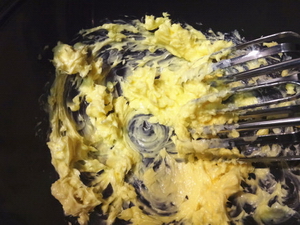 薰衣草脆饼步骤1