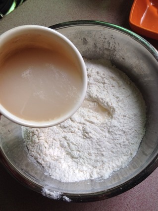 贝壳<a href=/shicai/mimian/HongDou/index.html target=_blank><u>红豆</u></a>包