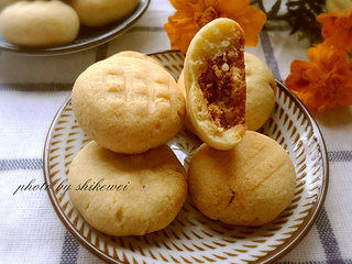 <a href=/shicai/rouqin/RouSong/index.html target=_blank><u>肉松</u></a>饼干