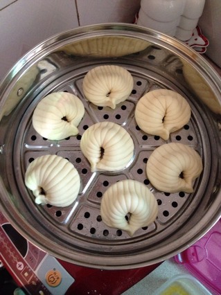 贝壳<a href=/shicai/mimian/HongDou/index.html target=_blank><u>红豆</u></a>包