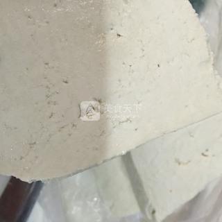 <a href=/shicai/rouqin/YangRou/index.html target=_blank><u>羊肉</u></a><a href=/shicai/mimian/DouFu/index.html target=_blank><u>豆腐</u></a><a href=/shicai/rouqin/JiDan/index.html target=_blank><u>鸡蛋</u></a>饼