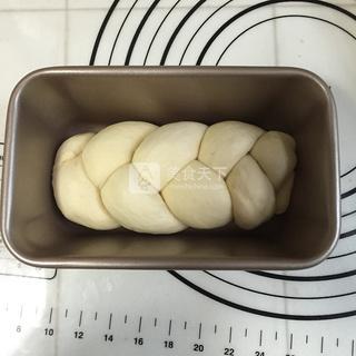 <a href=/shicai/rouqin/RouSong/index.html target=_blank><u>肉松</u></a>小<a href=/shicai/mimian/TuSi/index.html target=_blank><u>吐司</u></a>