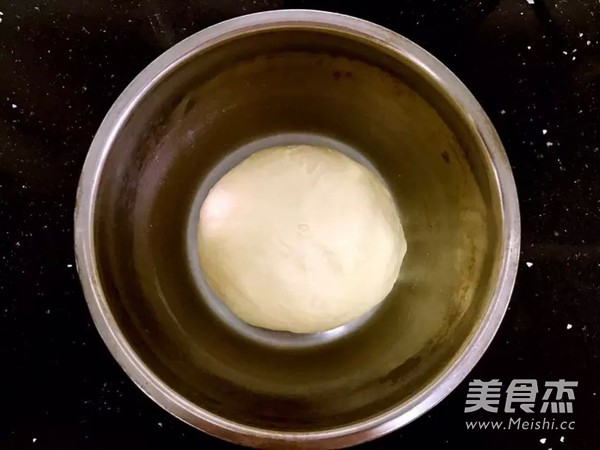 <a href=/shicai/shucai/YuanBaiCai/index.html target=_blank><u>圆<a href=/shicai/shucai/BaiCai/index.html target=_blank><u>白菜</u></a></u></a><a href=/shicai/rouqin/ZhuRou/index.html target=_blank><u>猪肉</u></a>水饺的做法