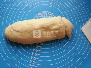 红<a href=/shicai/guopin/Zao/index.html target=_blank><u>枣</u></a><a href=/shicai/mimian/SuanNai/index.html target=_blank><u>酸奶</u></a>土司