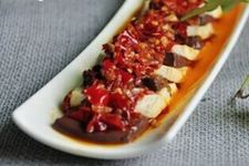 <a href=/shicai/rouqin/YaXie/index.html target=_blank><u>鸭<a href=/shicai/rouqin/Xue/index.html target=_blank><u>血</u></a></u></a><a href=/shicai/mimian/DouFu/index.html target=_blank><u>豆腐</u></a>