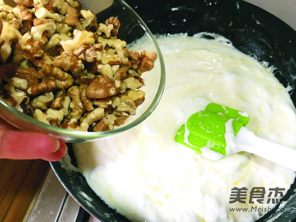 <a href=/shicai/guopin/ZhiMa/index.html target=_blank><u>芝麻</u></a>核<a href=/shicai/guopin/Tao/index.html target=_blank><u>桃</u></a>牛轧糖的做法