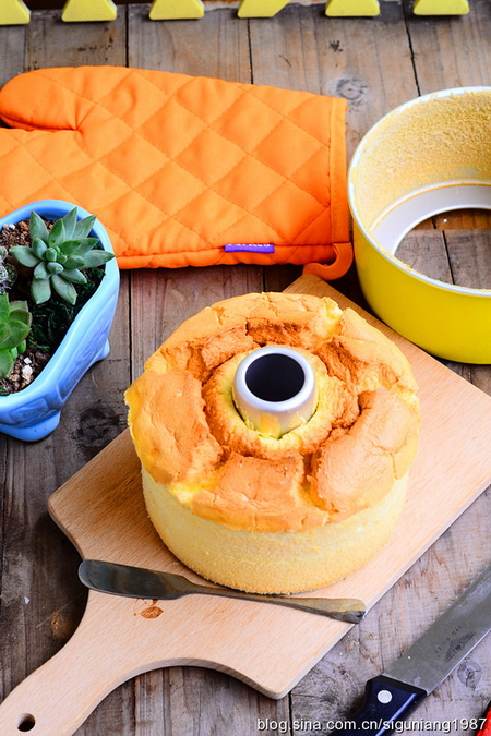 原味<a href=zt/qifengdg target=_blank><u>戚风蛋糕</u></a>