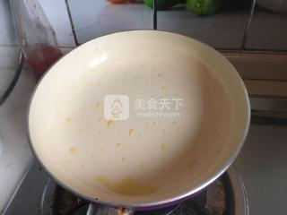 榆钱<a href=/shicai/rouqin/JiDan/index.html target=_blank><u>鸡蛋</u></a>饼