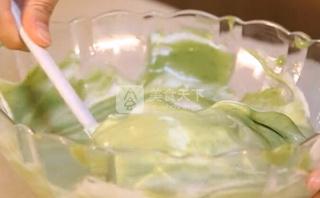 抹茶<a href=zt/qifengdg target=_blank><u>戚风蛋糕</u></a>卷