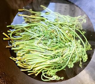 幸福早餐之<a href=/shicai/mimian/MiXian/index.html target=_blank><u>米线</u></a>篇