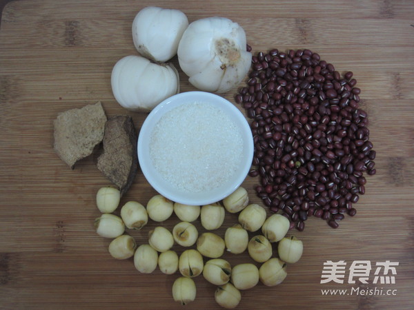 #苏泊尔#<a href=/shicai/mimian/HongDou/index.html target=_blank><u>红豆</u></a><a href=/shicai/shucai/BaiHe/index.html target=_blank><u>百合</u></a><a href=/shicai/guopin/LianZi/index.html target=_blank><u>莲子</u></a>糖水的做法